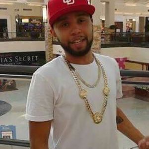 Meet your Posher, Chase